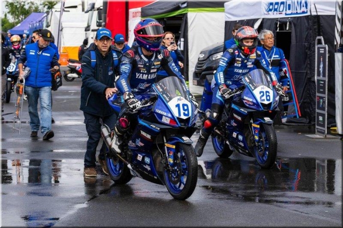 004-fim-yamaha-r3-blu-cru-world-cup-angleterre-donington-le-debrief-ft-racing-academy