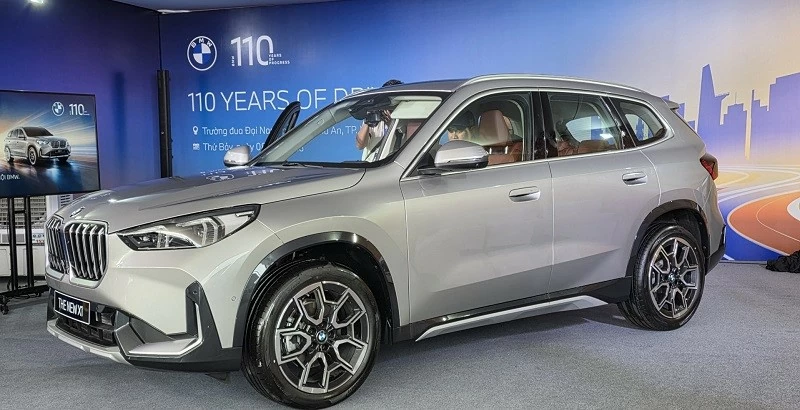 BMW không tạo ra một thiết kế hoàn toàn mới cho X1 mà làm chiếc xe trở nên bề thế hơn.