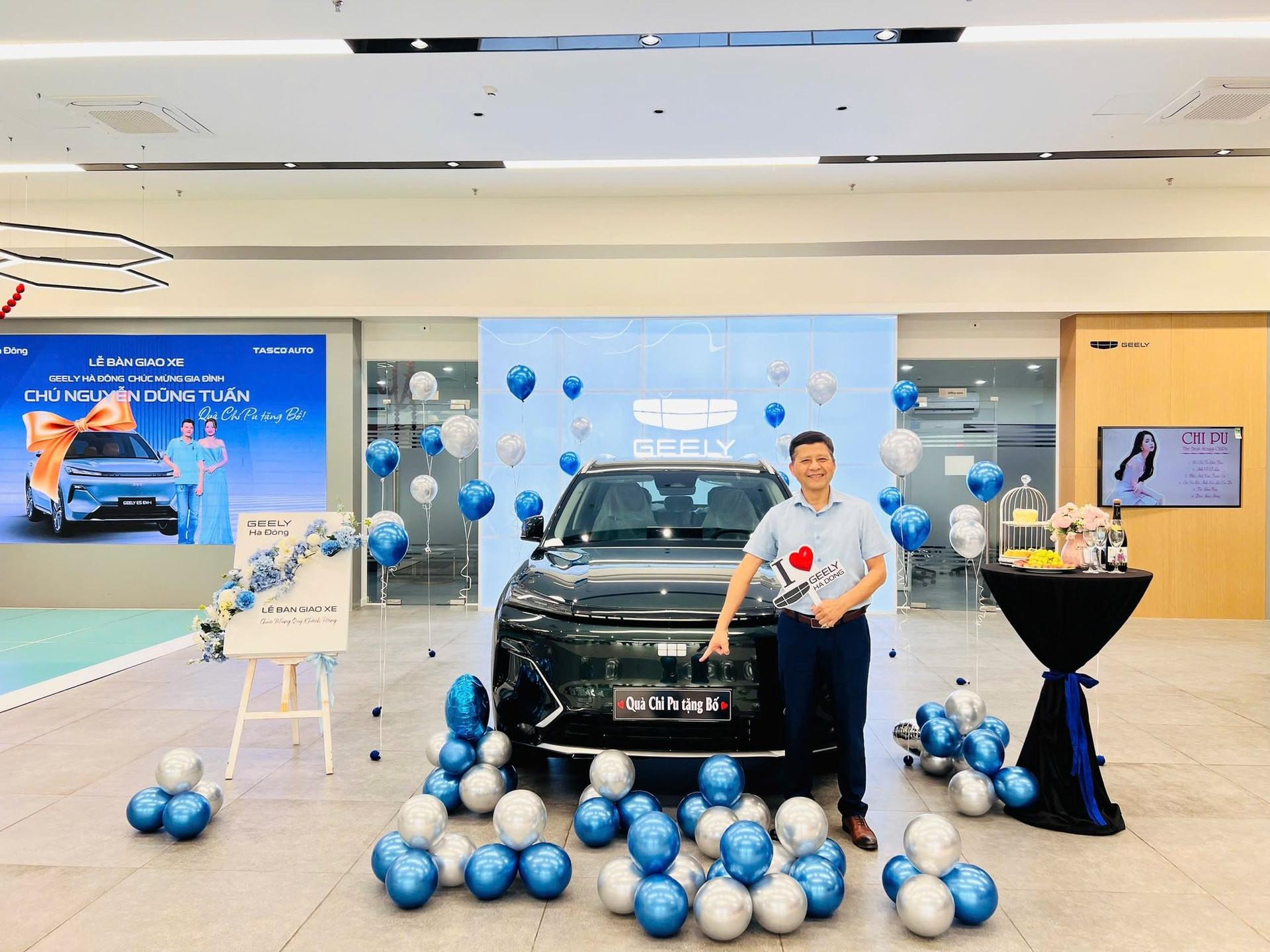 Geely EX5 EM-i chính thức trở thành người bạn đồng hành của chú Dũng Tuấn từ đầu tháng 4/2026.