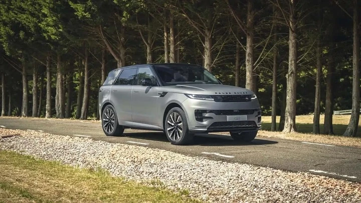 Range Rover Sport Electric: SUV điện công suất 542 mã lực, chạy 609 km/lần sạc - Hình 1