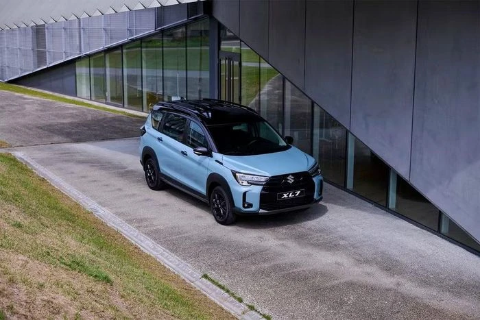 Suzuki XL7 2026 giá từ gần 570 triệu đồng, thêm bản tiêu chuẩn đấu Mitsubishi Xpander - Hình 3