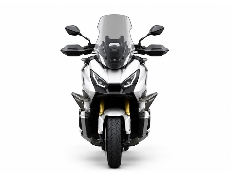 Vua tay ga đa dụng X-ADV sắp có đối thủ