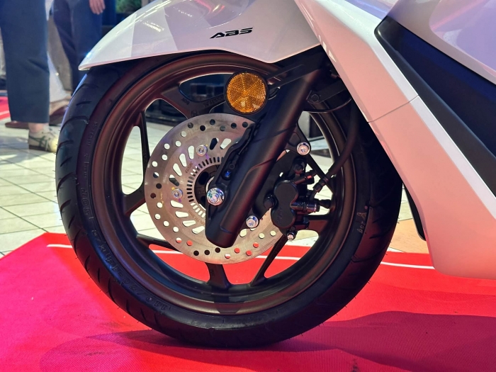 honda-pcx-160-9
