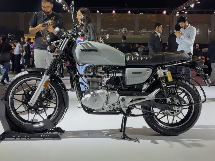 HONDA-CB500-9