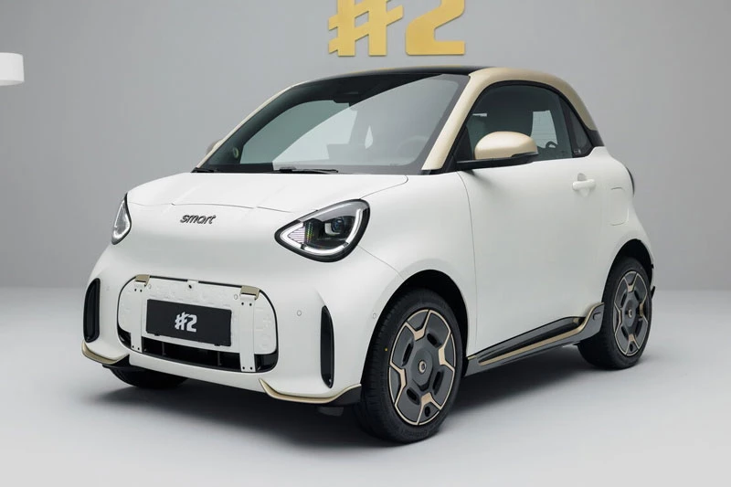 Xe điện dài gần 3 mét, phạm vi hoạt động 410 km, giá gần 580 triệu đồng - Hình 2