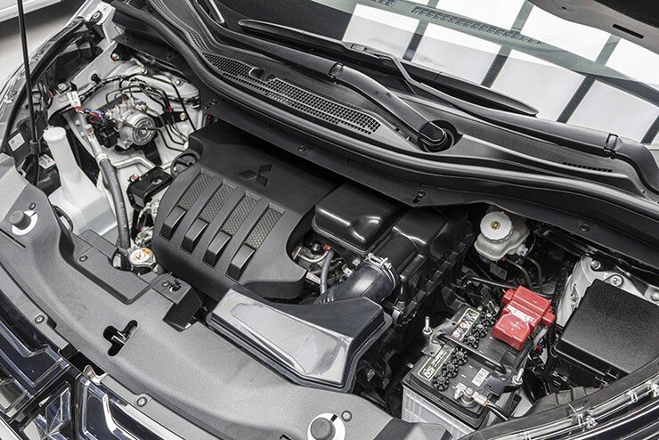 Mitsubishi Xpander được trang bị khối động cơ xăng MIVEC, dung tích 1.5L, cho công suất cực đại 103 mã lực.