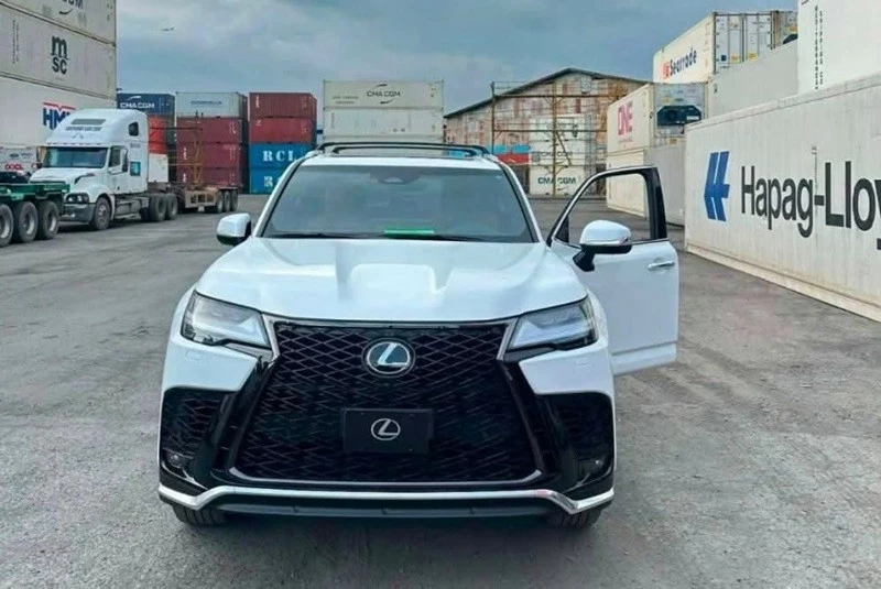 Lexus LX 700h đã có mặt tại cảng trước khi hoàn tất các thủ tục đưa ra thị trường.
