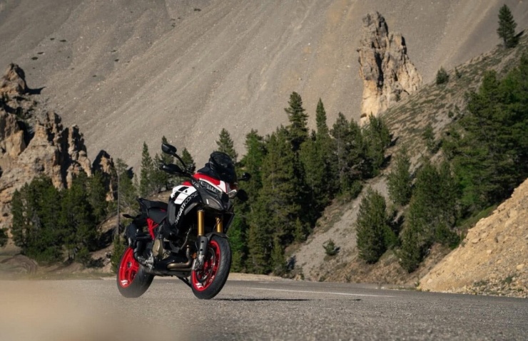 Chi tiết Ducati Multistrada V4 Pikes Peak 2027 mang phong cách MotoGP - 4