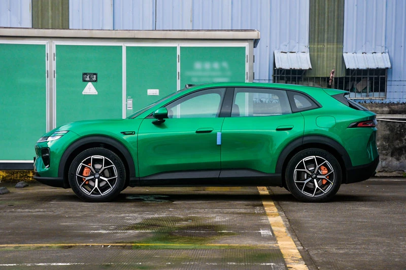 SUV hạng D mạnh 367 mã lực, trang bị tiên tiến, giá hơn 540 triệu đồng - Hình 3