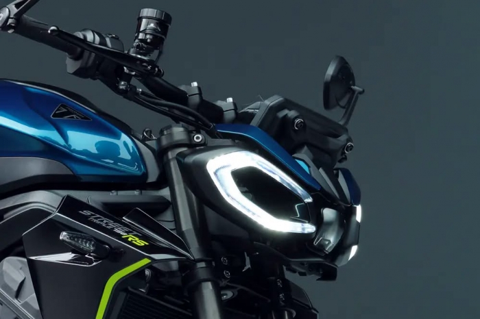 Triumph Street Triple 798 engine image