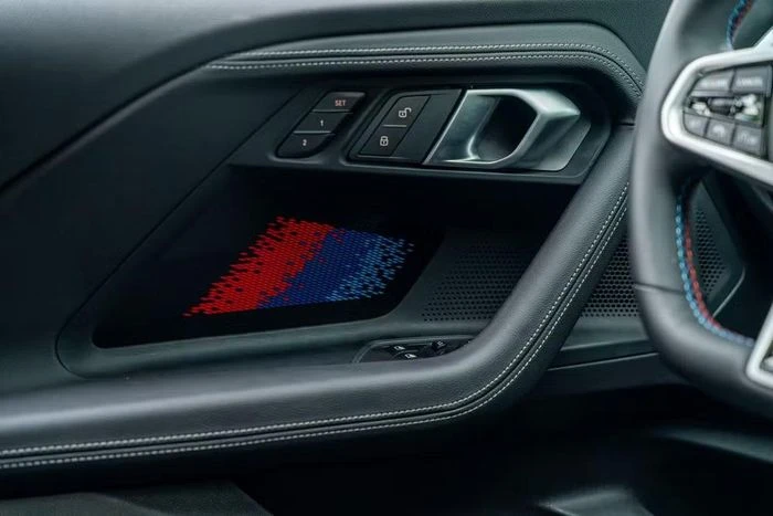 Cận cảnh BMW M2 giá gần 4,1 tỷ đồng vừa ra mắt thị trường Việt Nam - Hình 21