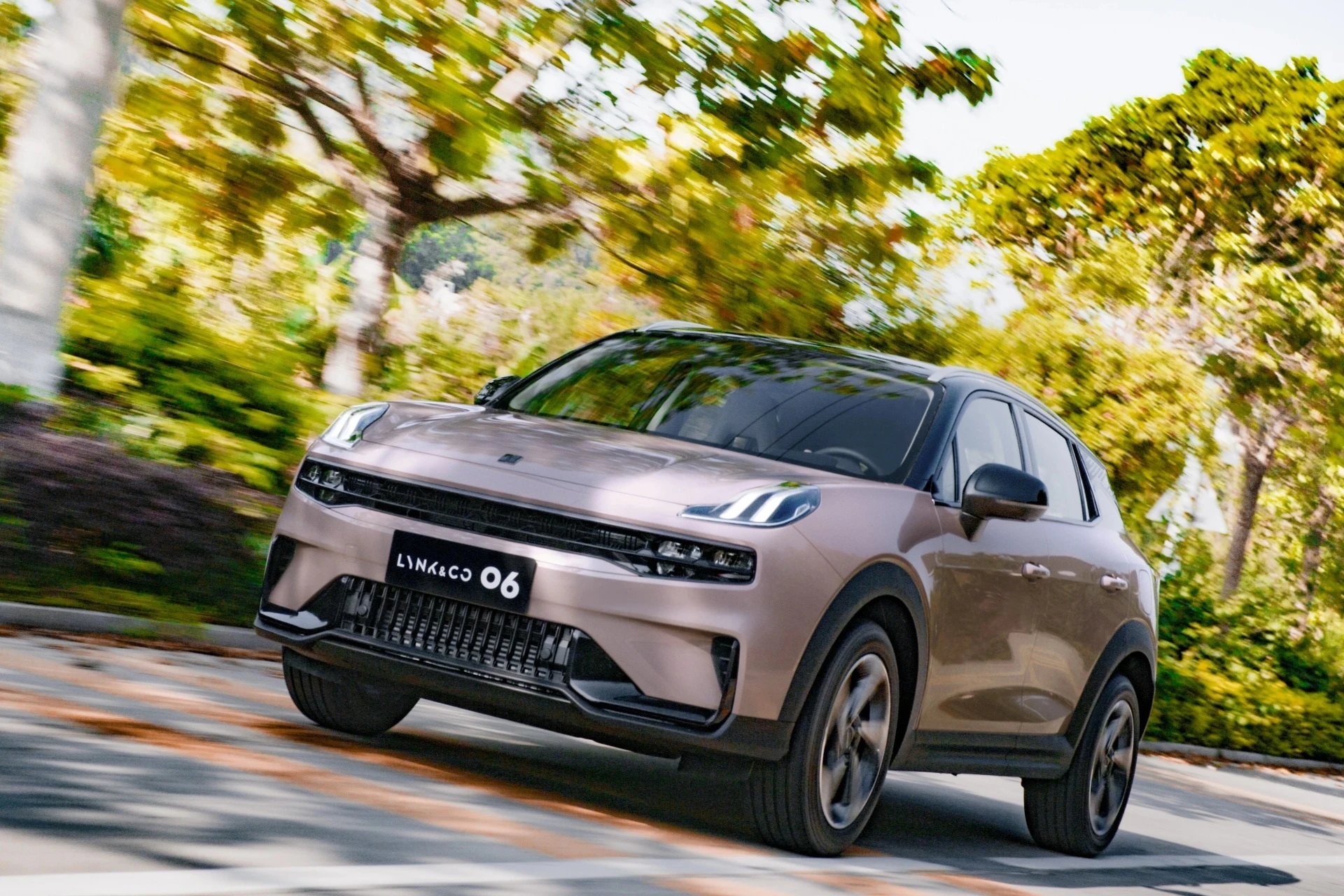 Volvo phân phối xe Lynk & Co ở châu Âu - Hình 1