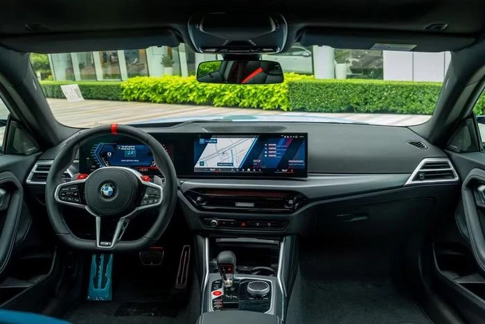 Cận cảnh BMW M2 giá gần 4,1 tỷ đồng vừa ra mắt thị trường Việt Nam - Hình 16