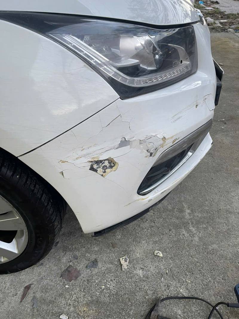 Sơn lại xe bị tai nạn ở Huế