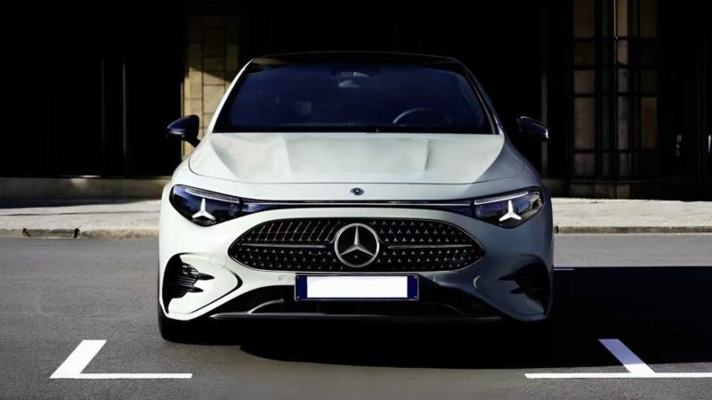 Minh chứng rõ nhất cho năng lực công nghệ của Geely là sự hợp tác với Mercedes-Benz trên mẫu sedan CLA 220 Hybrid 2026.