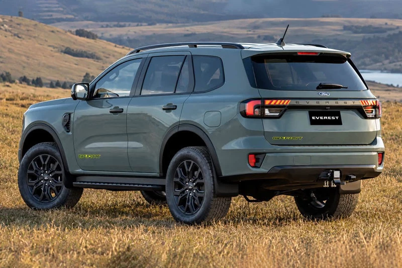 Ford Everest 2027 trình làng: Thêm phiên bản mới, giá hơn 1,3 tỷ đồng - Hình 4