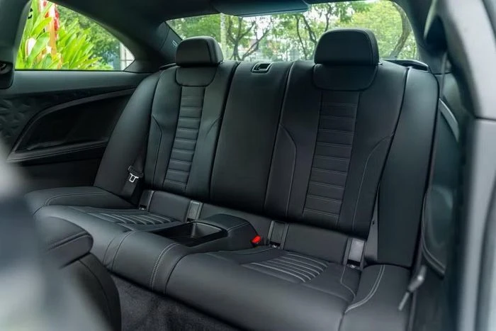 Cận cảnh BMW M2 giá gần 4,1 tỷ đồng vừa ra mắt thị trường Việt Nam - Hình 27