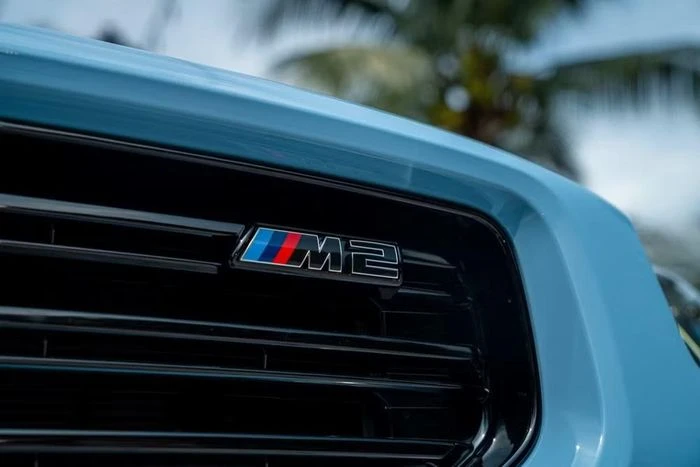Cận cảnh BMW M2 giá gần 4,1 tỷ đồng vừa ra mắt thị trường Việt Nam - Hình 10