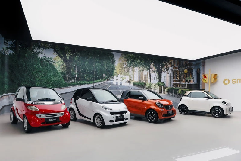 Xe điện dài gần 3 mét, phạm vi hoạt động 410 km, giá gần 580 triệu đồng - Hình 1