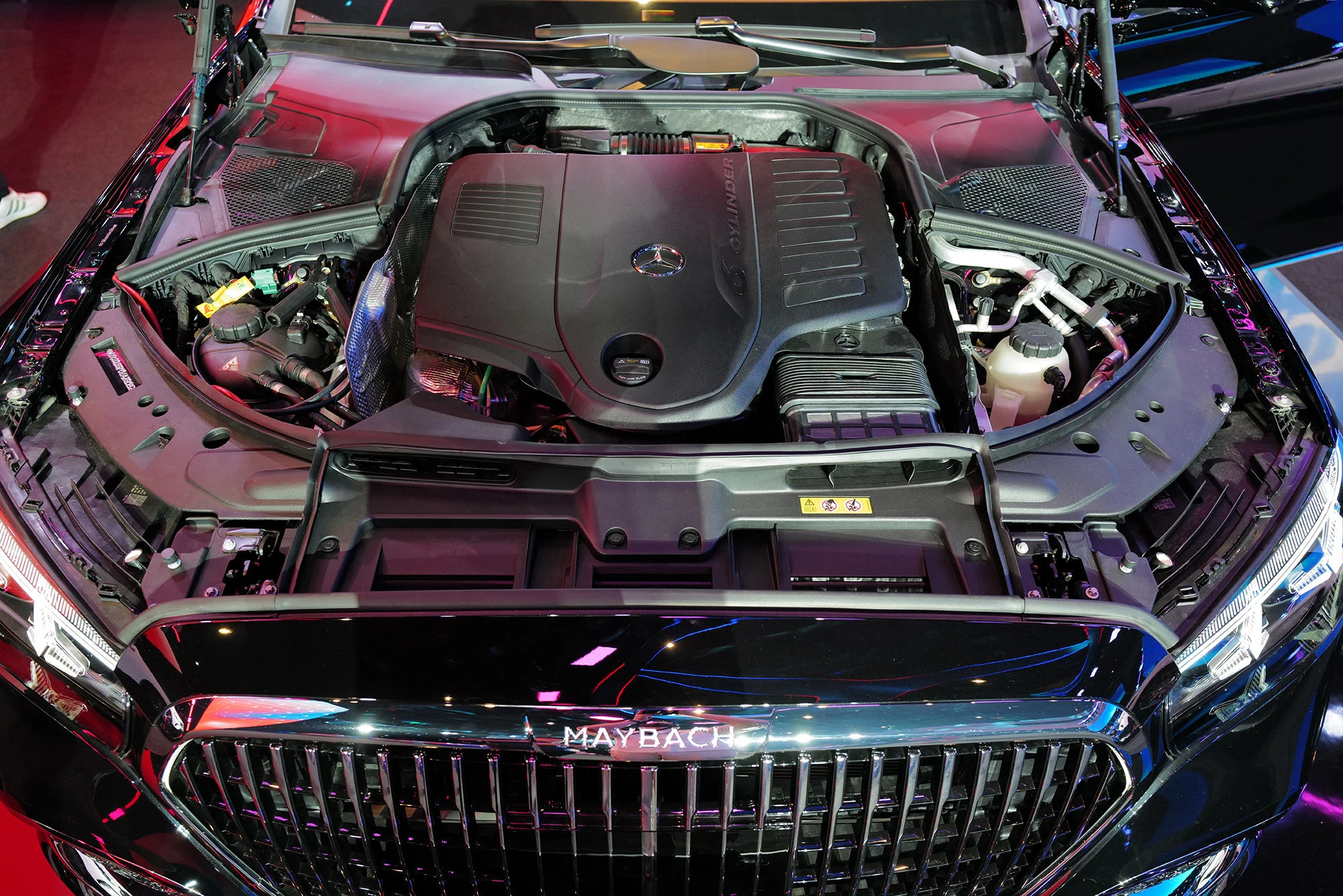 Mercedes-Benz phủ sản phẩm điện hóa tại Việt Nam - Hình 4