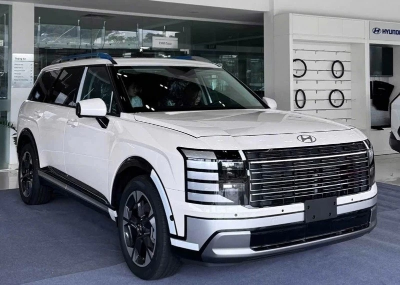 Hyundai Palisade 2026 bản Prestige gần như giữ nguyên thiết kế của phiên bản Calligraphy.