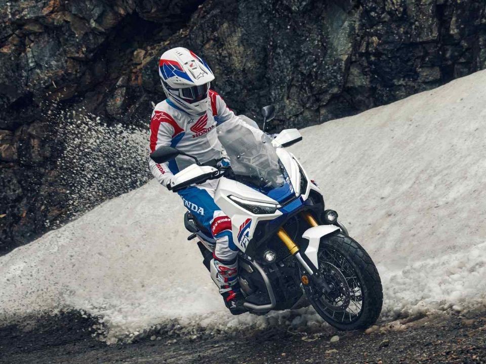 Honda chính thức ra mắt ‘vua xe ga’ mới tinh: Trang bị xịn hơn cả SH và Air Blade, giá cực kỳ hấp dẫn