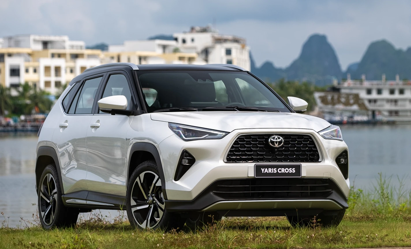 Top 10 xe bán chạy tháng 9: Toyota Yaris Cross và Innova chiếm ngồi đầu xe xăng - Hình 2