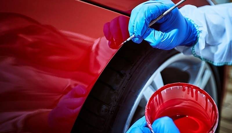 Những yếu tố dảnh hưởng đến lớp sơn dặm xe ô tô