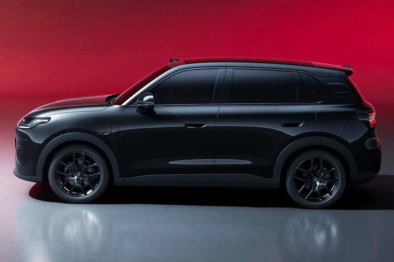 SUV đô thị công suất 122 mã lực, giá gần 360 triệu đồng - Hình 3