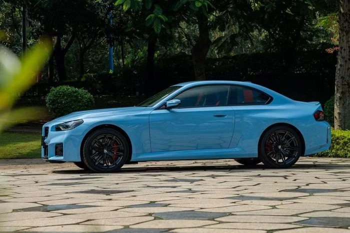 Cận cảnh BMW M2 giá gần 4,1 tỷ đồng vừa ra mắt thị trường Việt Nam - Hình 7