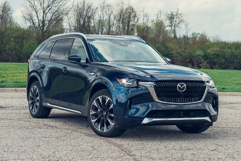 Mazda khai tử CX-70, thay thế bằng CX-90 2 hàng ghế, giá gần 1,1 tỷ đồng - Hình 2