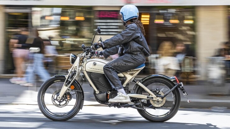 Mô tô điện Royal Enfield Flying Flea C6 đi tới 154 km/lần sạc, giá 75 triệu