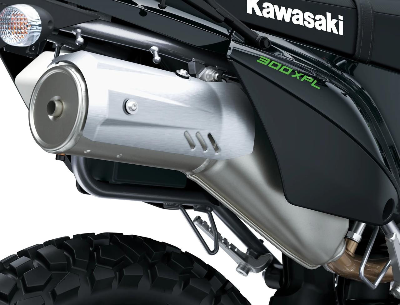 vua-con-tay-moi-cua-nhat-ra-mat-dong-co-292cc-manh-me-hon-yamaha-exciter-va-honda-winner-r-co-abs-2-kenh-gia-re-anh-8-1792050806.jpg