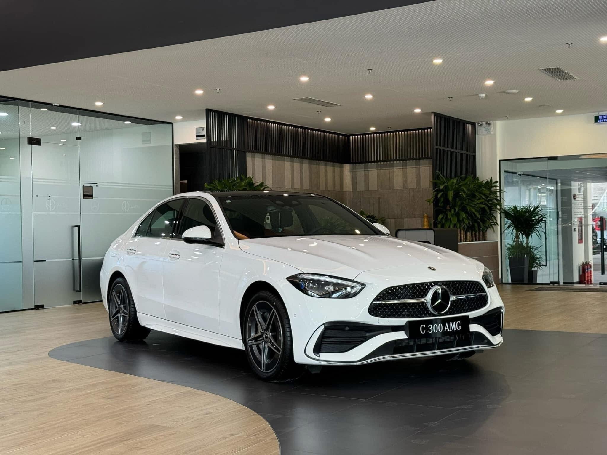 Mercedes-Benz Việt Nam thông báo triệu hồi 288 xe C-Class gồm C200 và C300 thế hệ W206.