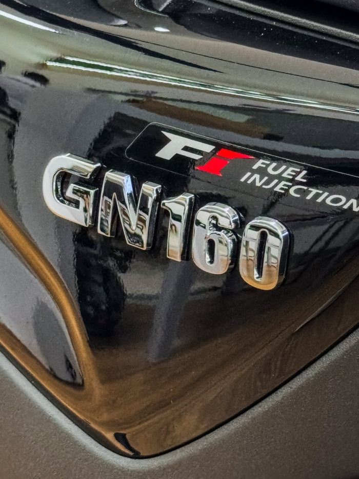 Suzuki-GN160-5