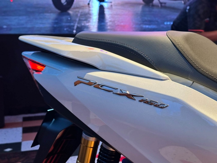 honda-pcx-160-1