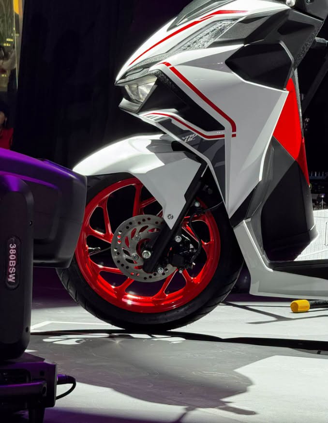 honda-click-160-4