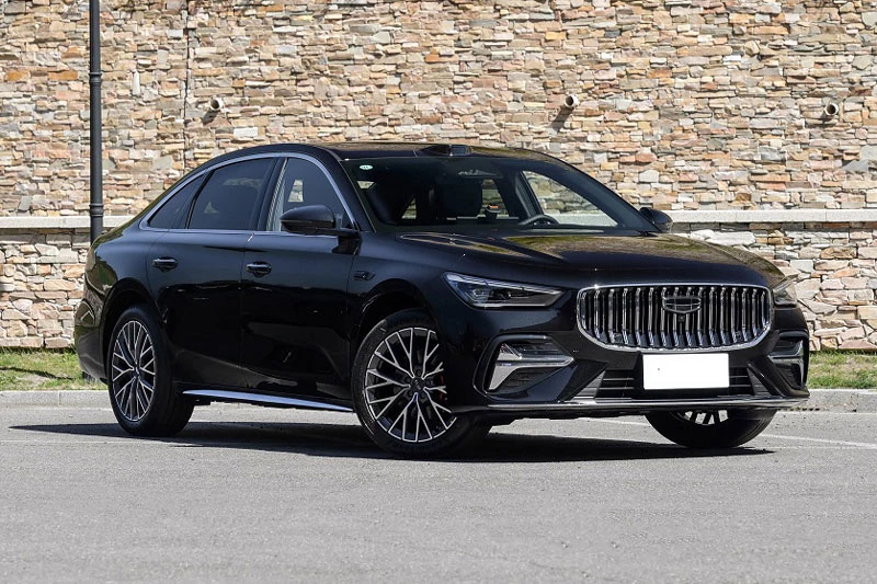 Xe sedan hạng D siêu tiết kiệm xăng, trang bị ấn tượng, giá chưa tới 500 triệu đồng - Hình 1