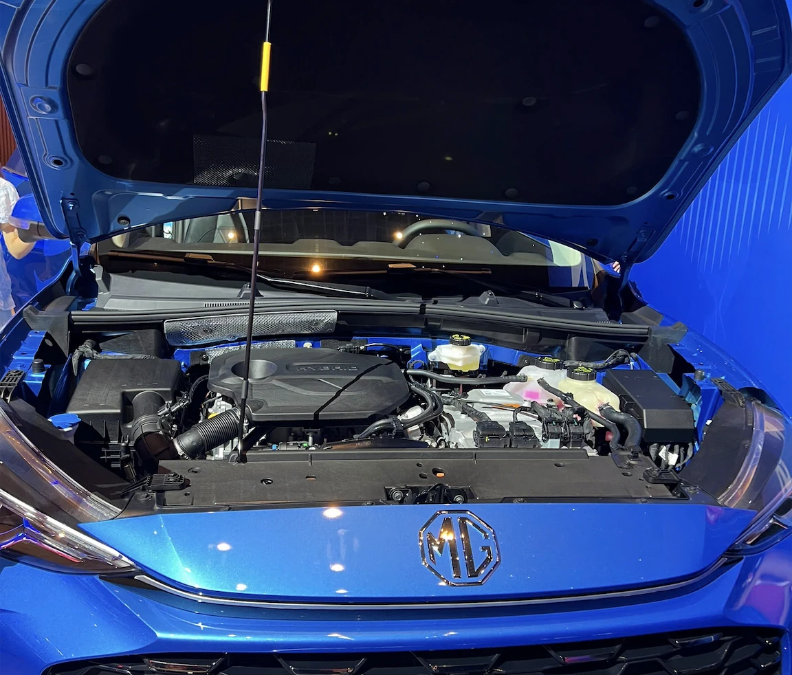 Giá rẻ nhất phân khúc xe hybrid HEV, MG ZS có hút khách của Toyota Yaris Cross?