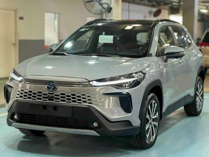 Giá xăng dầu trưa 29/10: RON 92 và E10 RON 95 giảm cực mạnh, dầu diesel rẻ hơn đỉnh bao nhiêu? Giá đầy bình ô tô Toyota ảnh 2