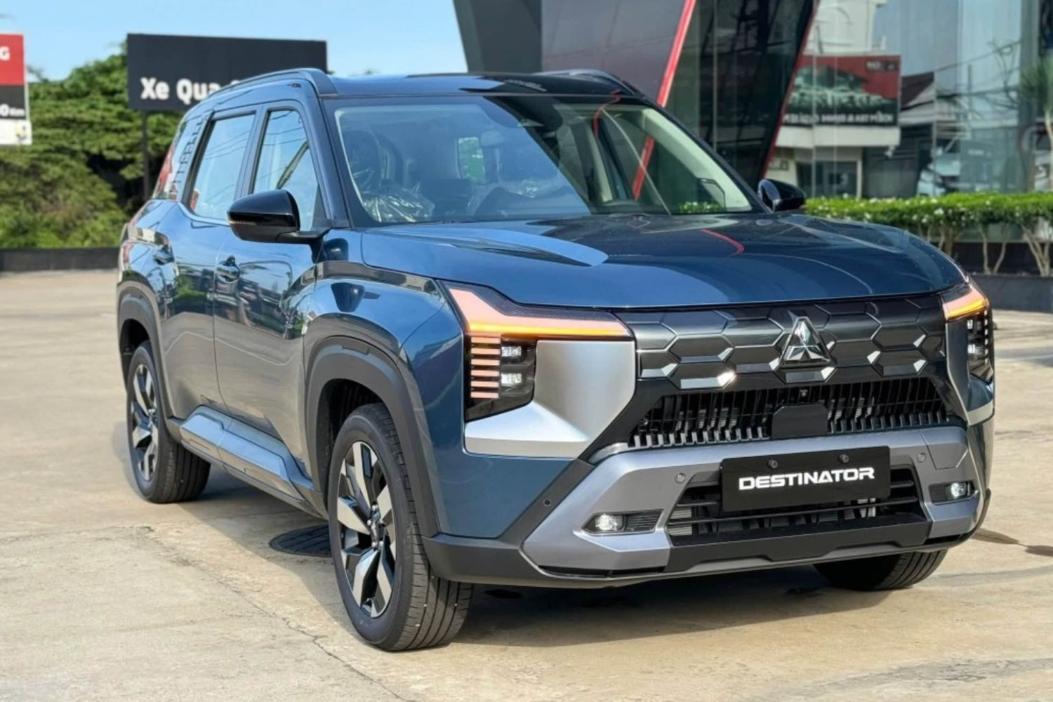 Không đứng ngoài cuộc, Mitsubishi chính thức công bố chiến dịch kích cầu tháng 8, có xe hỗ trợ lên tới 78 triệu đồng - Ảnh 1.