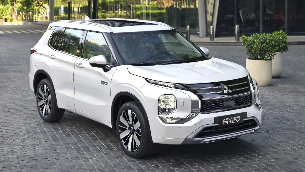 outlander phev 2026