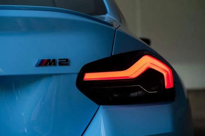 Cận cảnh BMW M2 giá gần 4,1 tỷ đồng vừa ra mắt thị trường Việt Nam - Hình 13