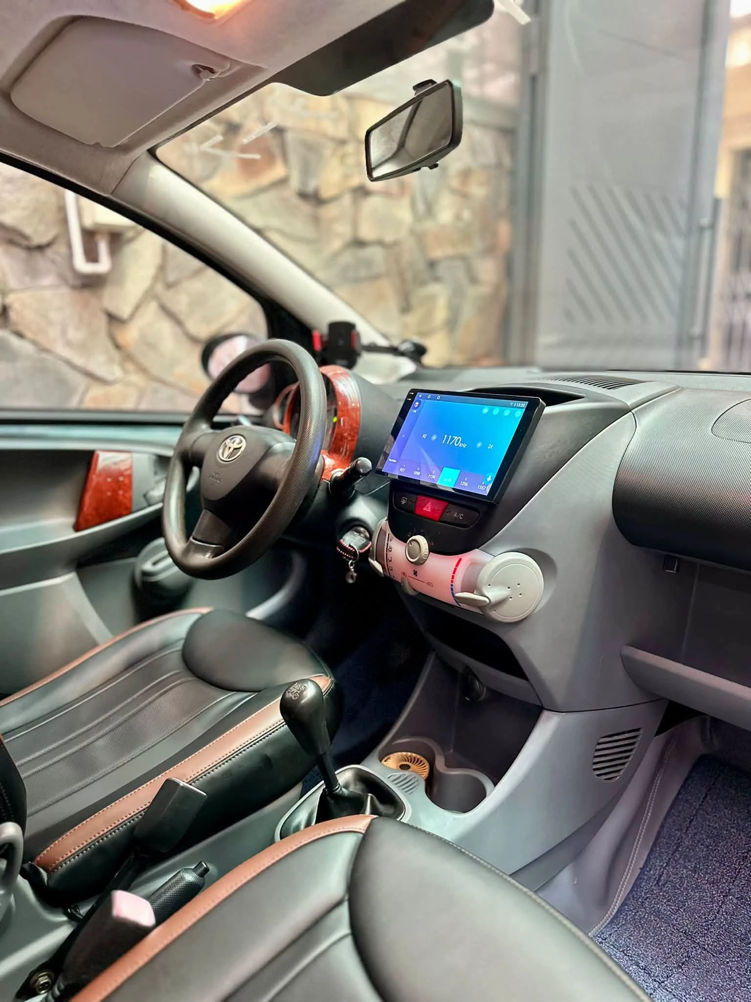 Toyota Aygo 2006 số sàn, xe nhỏ, lạ và hiếm giá 125 triệu có nên mua? - Hình 6