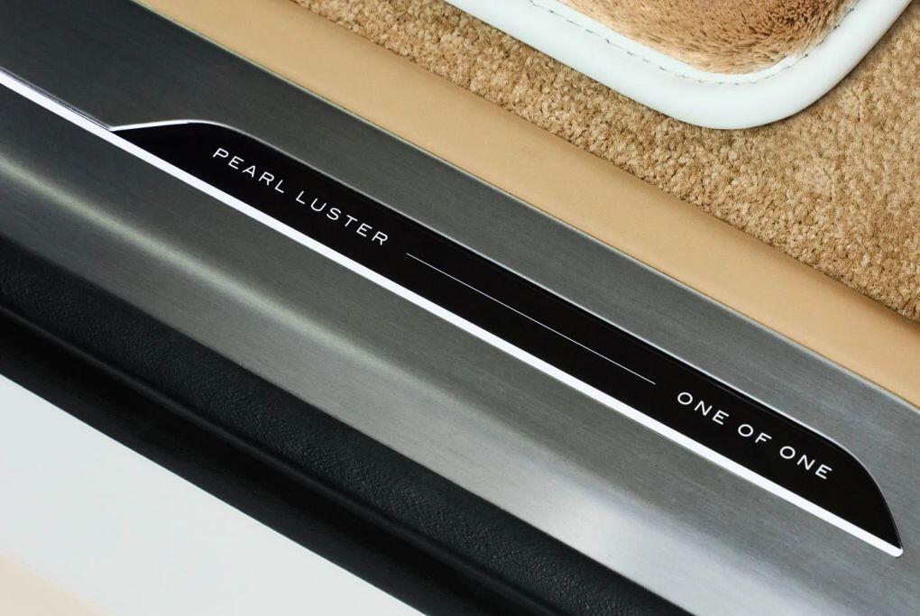 Range Rover SV Pearl Luster độc bản ra mắt toàn cầu - 6