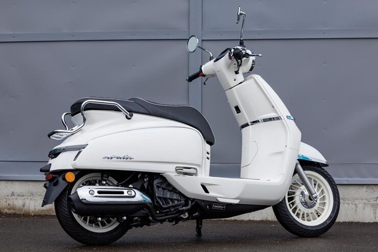 Xe ga retro trang bị hiện đại, thách thức Vespa, SH - 8
