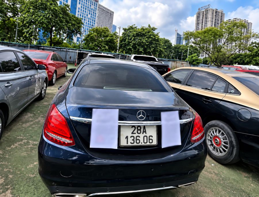 Mercedes-Benz C250