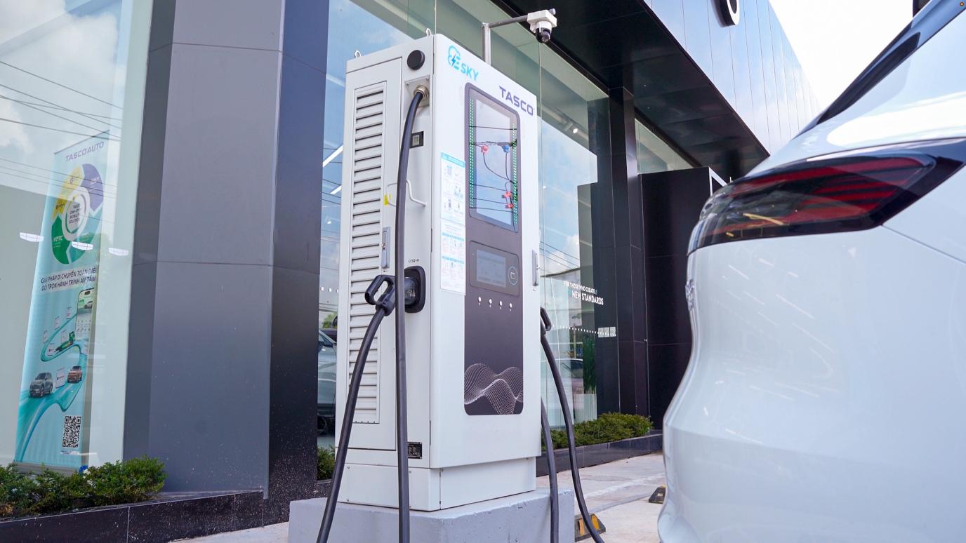 Sau 2 tháng triển khai, VETC Trạm sạc hiện đã kết nối 7 đối tác CPO lớn như ChargeLink, EBOOST, ESKY, Ford Việt Nam, Rabbit EVC, SmartCharge và EV Charge.