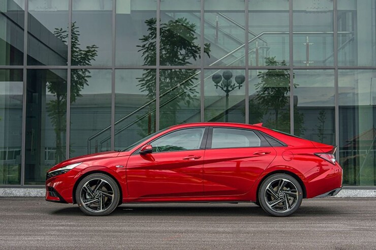 Hyundai Elantra phiên bản mới