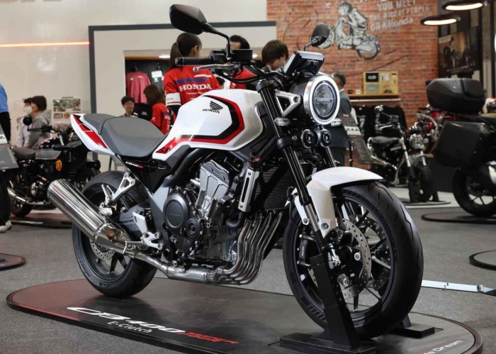 Honda-CB400SF